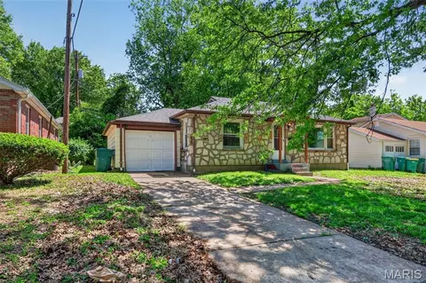1924 Alert Dr, Saint Louis, MO 63114