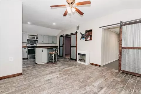 40190 Dandelion Rd, Falcon, MO 65470