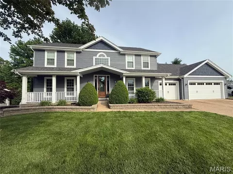32 Muirfield Hill Ct, Saint Charles, MO 63304