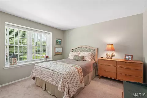 Bedroom - 15711 Eldon Ridge Dr, Chesterfield, MO 63017 photo 1 of 3