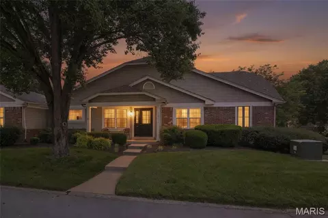 Exterior - 15711 Eldon Ridge Dr, Chesterfield, MO 63017 photo 1 of 7