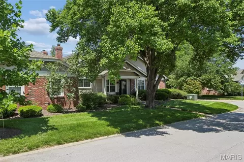 Exterior - 15711 Eldon Ridge Dr, Chesterfield, MO 63017 photo 2 of 7