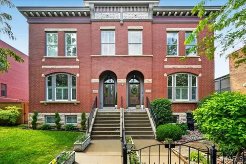 1217 Dolman St, Saint Louis, MO 63104