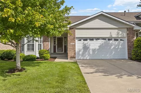 3453 Truman Terrace Dr #10, Saint Charles, MO 63301