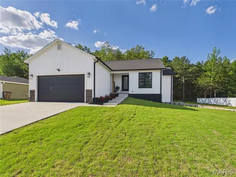 251 Ruth Harris Ln, Poplar Bluff, MO 63901