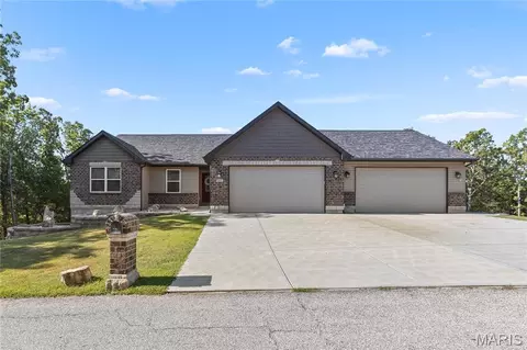 9841 Ridgecrest Dr, Hillsboro, MO 63050