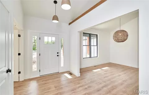 Entry Way - 22601 Highway O, Wright City, MO 63390 photo 1 of 3