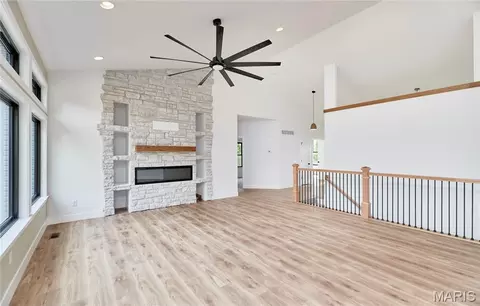 Living - 22601 Highway O, Wright City, MO 63390 photo 4 of 8