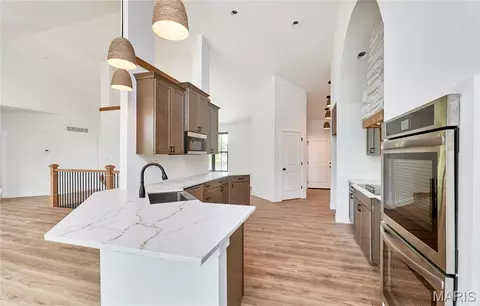 Kitchen - 22601 Highway O, Wright City, MO 63390 photo 5 of 6