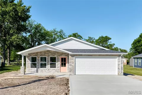 113 N Illinois St, New Florence, MO 63363