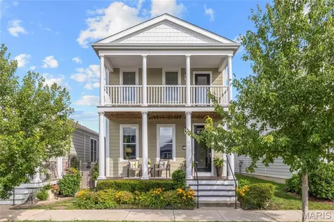 4033 Hempstead St, Saint Charles, MO 63301