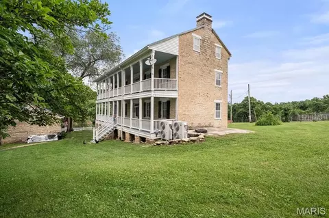 Exterior - 5106 Noser Mill Rd, Leslie, MO 63056 photo 5 of 17