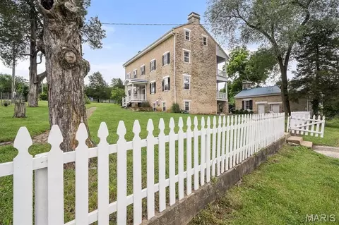Exterior - 5106 Noser Mill Rd, Leslie, MO 63056 photo 1 of 17