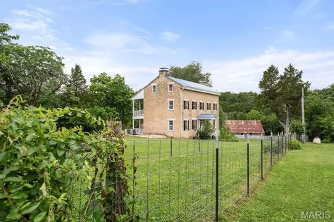 Exterior - 5106 Noser Mill Rd, Leslie, MO 63056 photo 7 of 17
