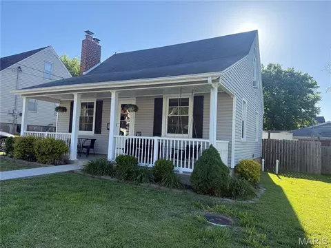 308 N Ohio St, Jackson, MO 63755