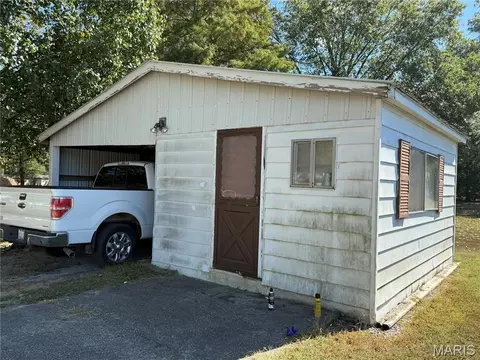 751 Torrens St, Tilden, IL 62292 photo 5