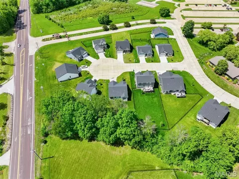 View/Area - 512 Kit Fox Ct, Eureka, MO 63025 photo 8 of 21