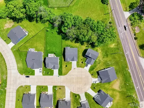 View/Area - 512 Kit Fox Ct, Eureka, MO 63025 photo 3 of 21