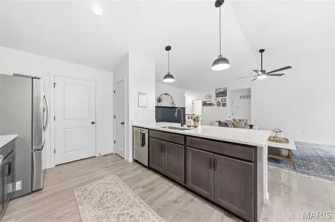 Kitchen - 512 Kit Fox Ct, Eureka, MO 63025 photo 1 of 3