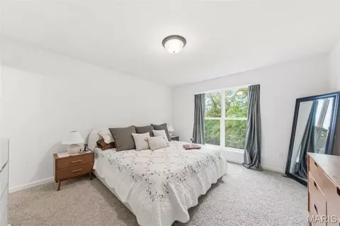 Bedroom - 512 Kit Fox Ct, Eureka, MO 63025 photo 1 of 5