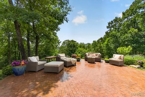 Exterior - 1850 Eagle Nest Dr, Hermann, MO 65041 photo 8 of 15