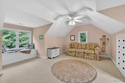 Bedroom - 1850 Eagle Nest Dr, Hermann, MO 65041 photo 5 of 6