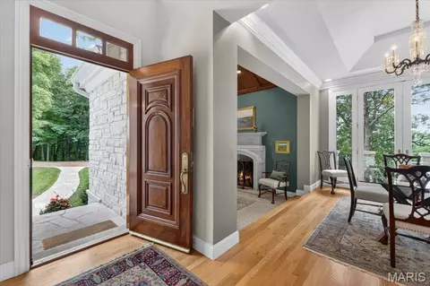 Entry Way - 1850 Eagle Nest Dr, Hermann, MO 65041 photo 2 of 7