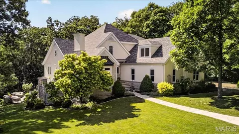 Exterior - 1850 Eagle Nest Dr, Hermann, MO 65041 photo 3 of 15