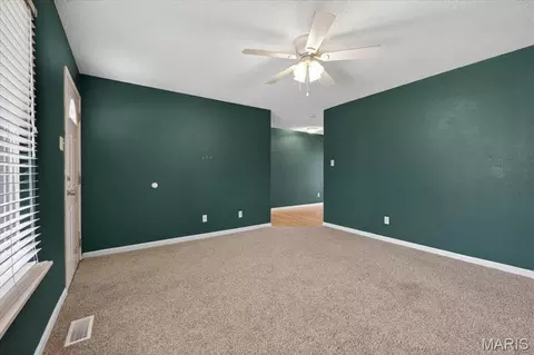 Living - 508 Briscoe Ave, O'fallon, MO 63366 photo 2 of 3