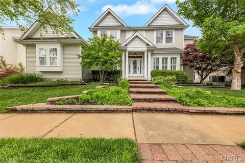 203 Madison Park Dr, Cottleville, MO 63376