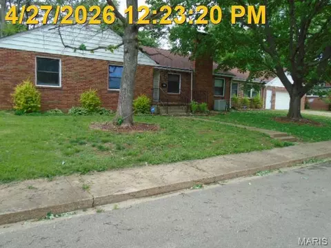 909 Michigan St, Farmington, MO 63640