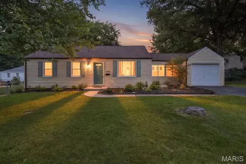 1008 Etherton Dr, Saint Louis, MO 63126