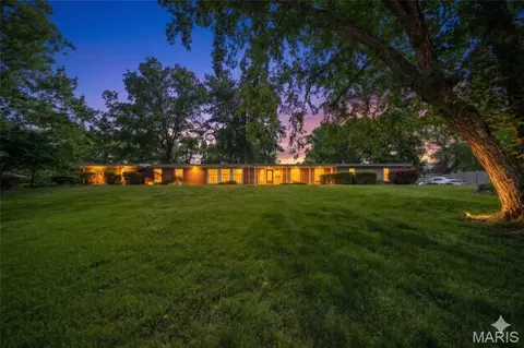 17 Mcfarland Dr, Rolla, MO 65401