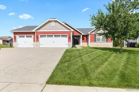 401 Middleton Dr, Wentzville, MO 63385