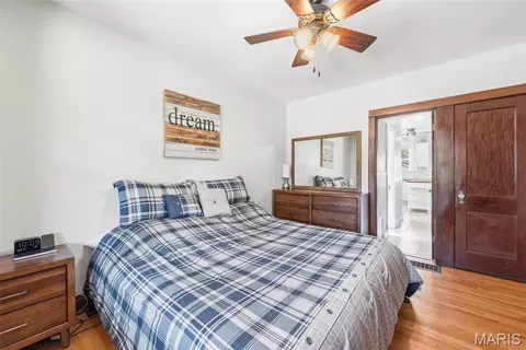 Bedroom - 5454 Gresham Ave, Saint Louis, MO 63109 photo 3 of 6