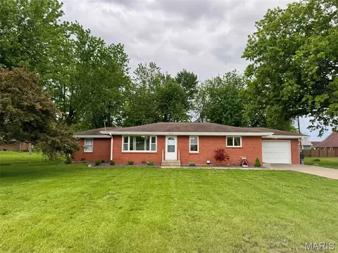 813 E Cleveland St, Monroe City, MO 63456
