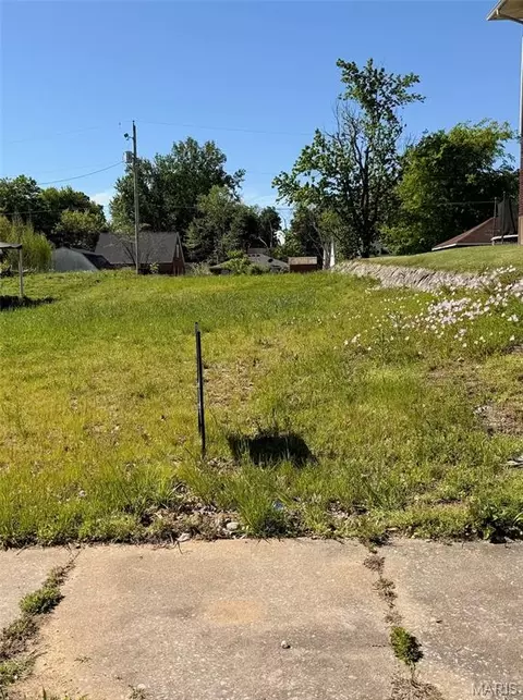 1221 Cousin St, Cape Girardeau, MO 63701