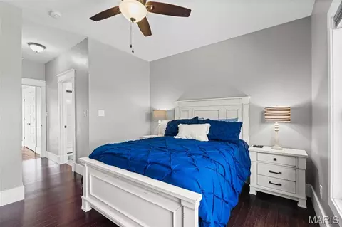 Bedroom - 2270 Valleyview Dr, Barnhart, MO 63012 photo 2 of 7