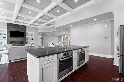 Kitchen - 2270 Valleyview Dr, Barnhart, MO 63012 photo 3 of 3