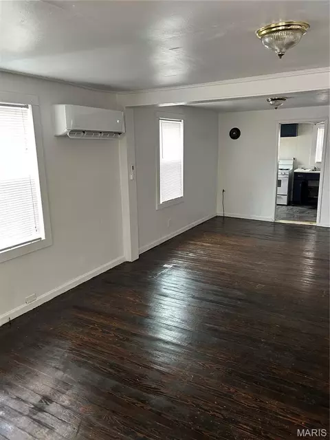 1408 Martin St, Rolla, MO 65401 photo 2