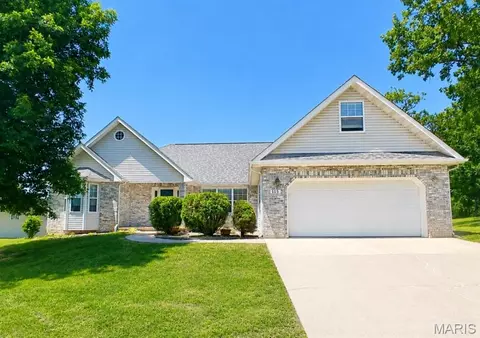 115 Ridgeview Dr, Saint Robert, MO 65584