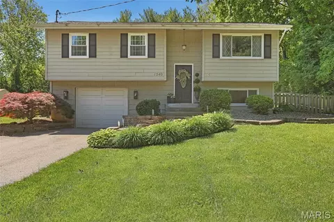 1540 Weber Dr, Edwardsville, IL 62025