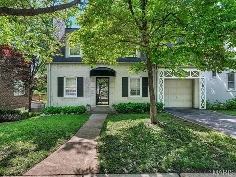 519 N Bemiston Ave, University City, MO 63130