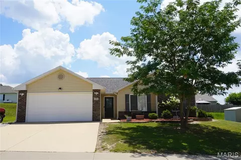 220 Settlers Pass, Waynesville, MO 65583