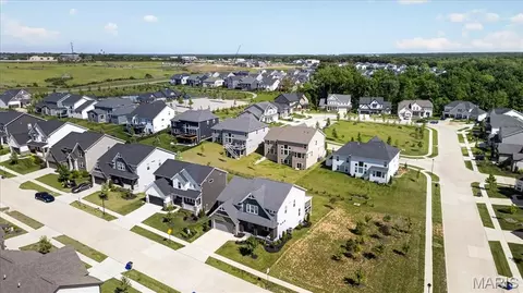 View/Area - 618 Strathclyde Dr, O'fallon, MO 63368 photo 1 of 5