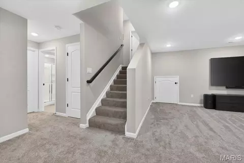 Entry Way - 618 Strathclyde Dr, O'fallon, MO 63368 photo 10 of 10