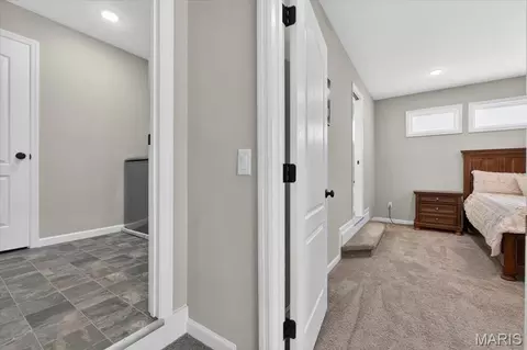 Entry Way - 618 Strathclyde Dr, O'fallon, MO 63368 photo 7 of 10