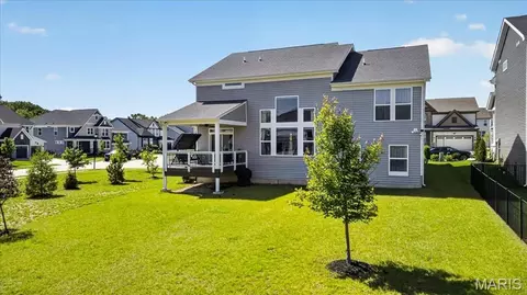 Exterior - 618 Strathclyde Dr, O'fallon, MO 63368 photo 3 of 9