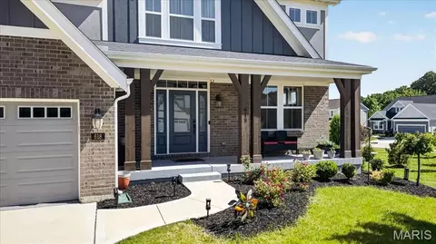 Exterior - 618 Strathclyde Dr, O'fallon, MO 63368 photo 2 of 9