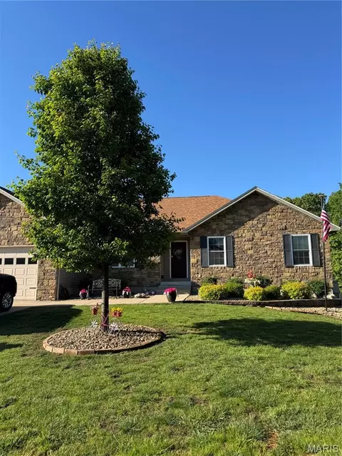 12250 Alexandria Ct, Rolla, MO 65401